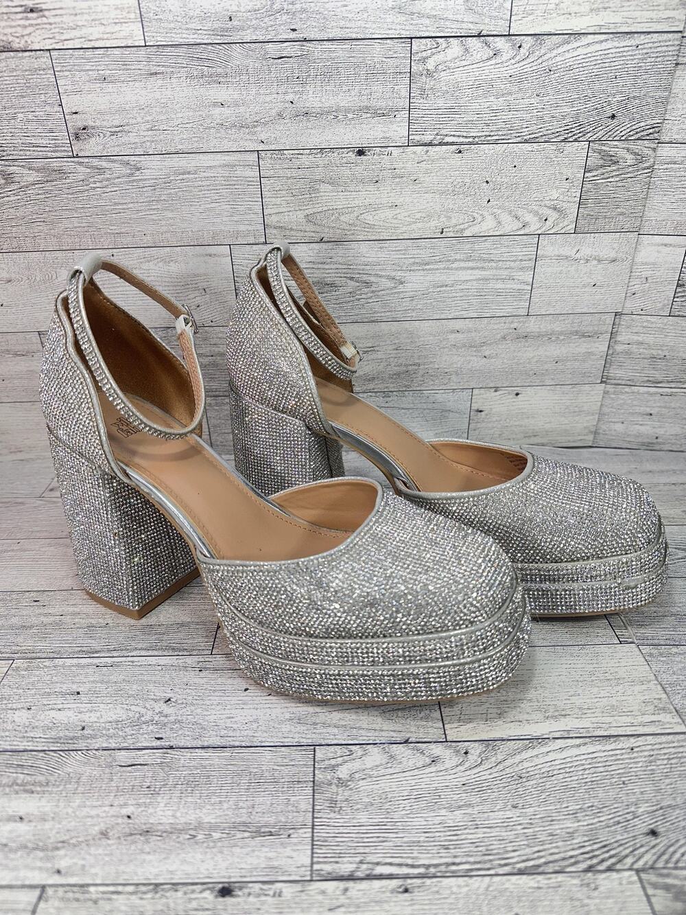 Wild Fable Shoes Womens Size 8 Silver Rhinestone Platform Block Heels Cocktail
